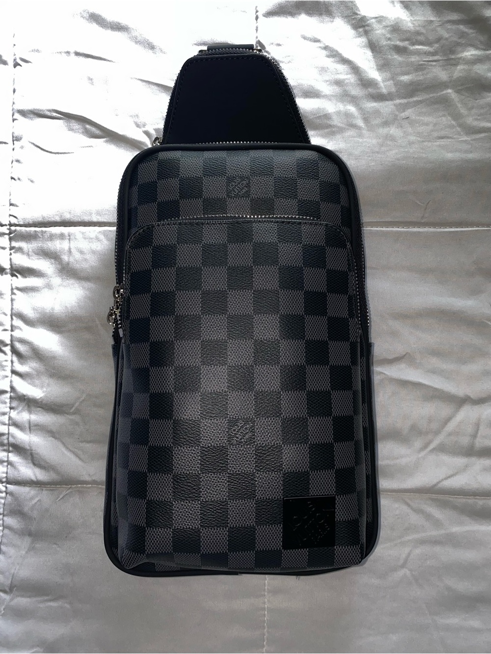 Louis Vuitton Avenue Slingbag Damier Graphite Canvas